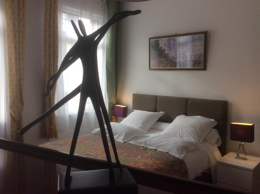 Chambres Et Table D'Hotes La Belle Lensoise 外观 照片